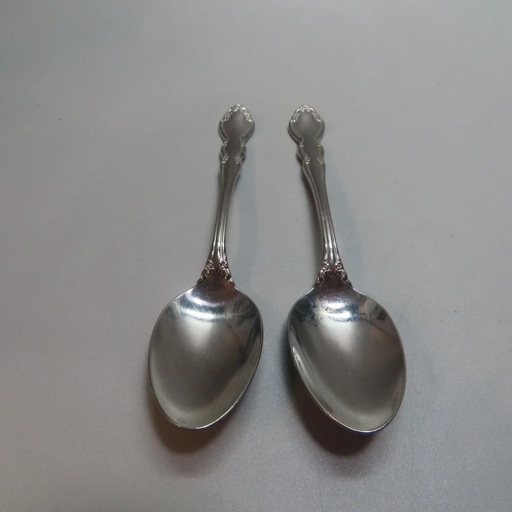 Oneida DOVER‎ 2 Teaspoons Heritage Cube Stainless Flatware Replacements USA